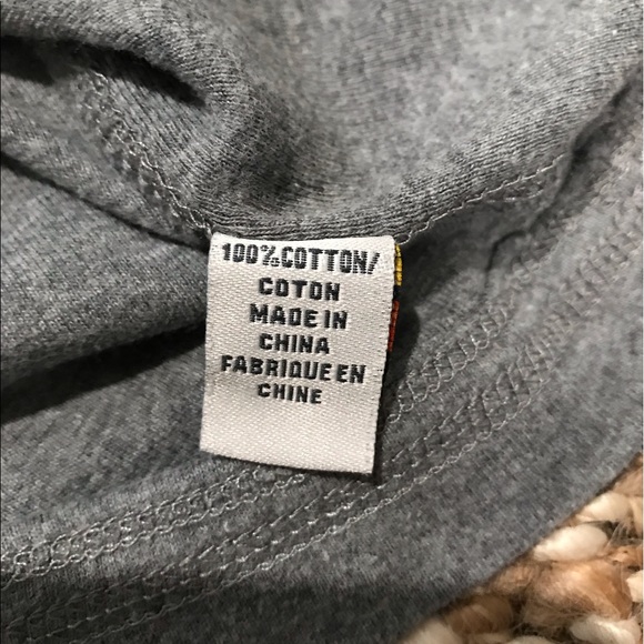 Campus Crew Vneck - Picture 3 of 3